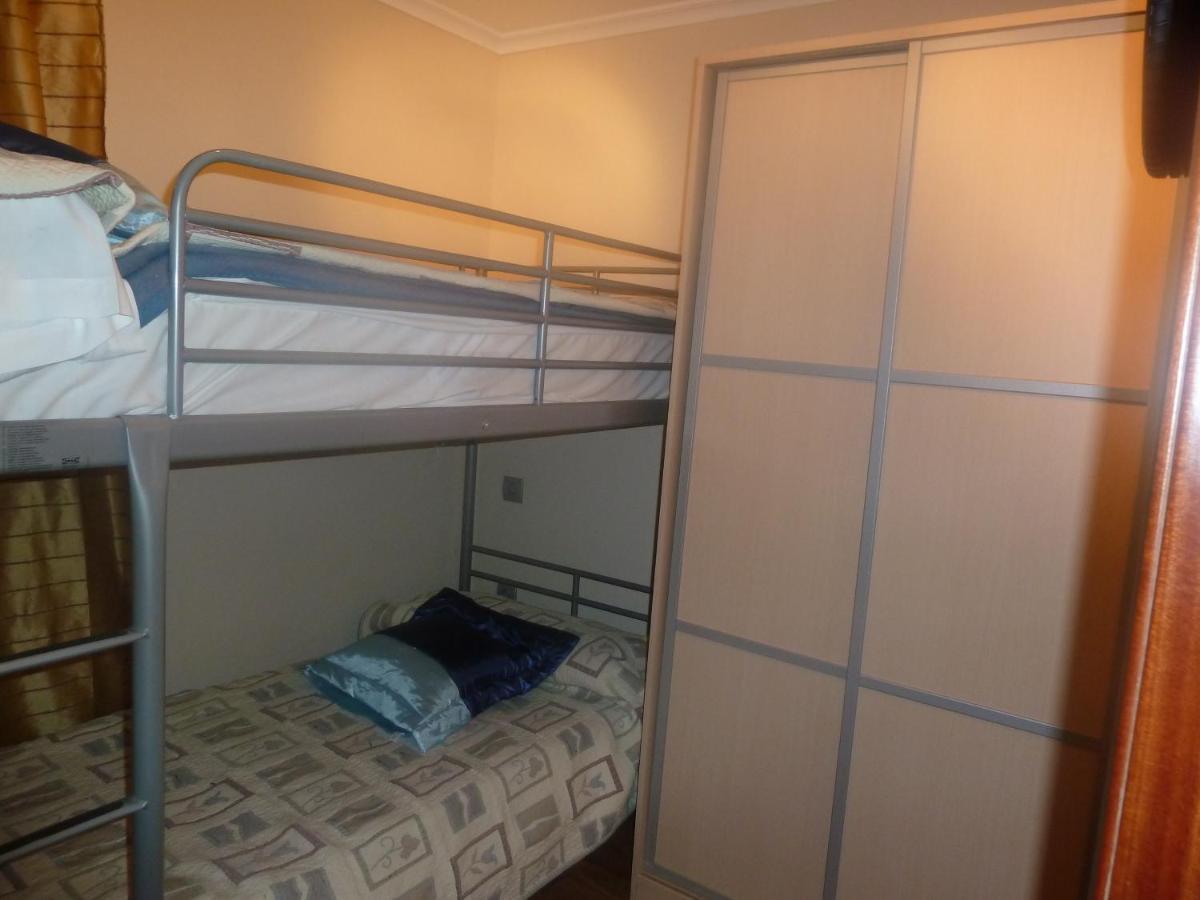Apartamentos Maradentro Soto de la Marina Kültér fotó