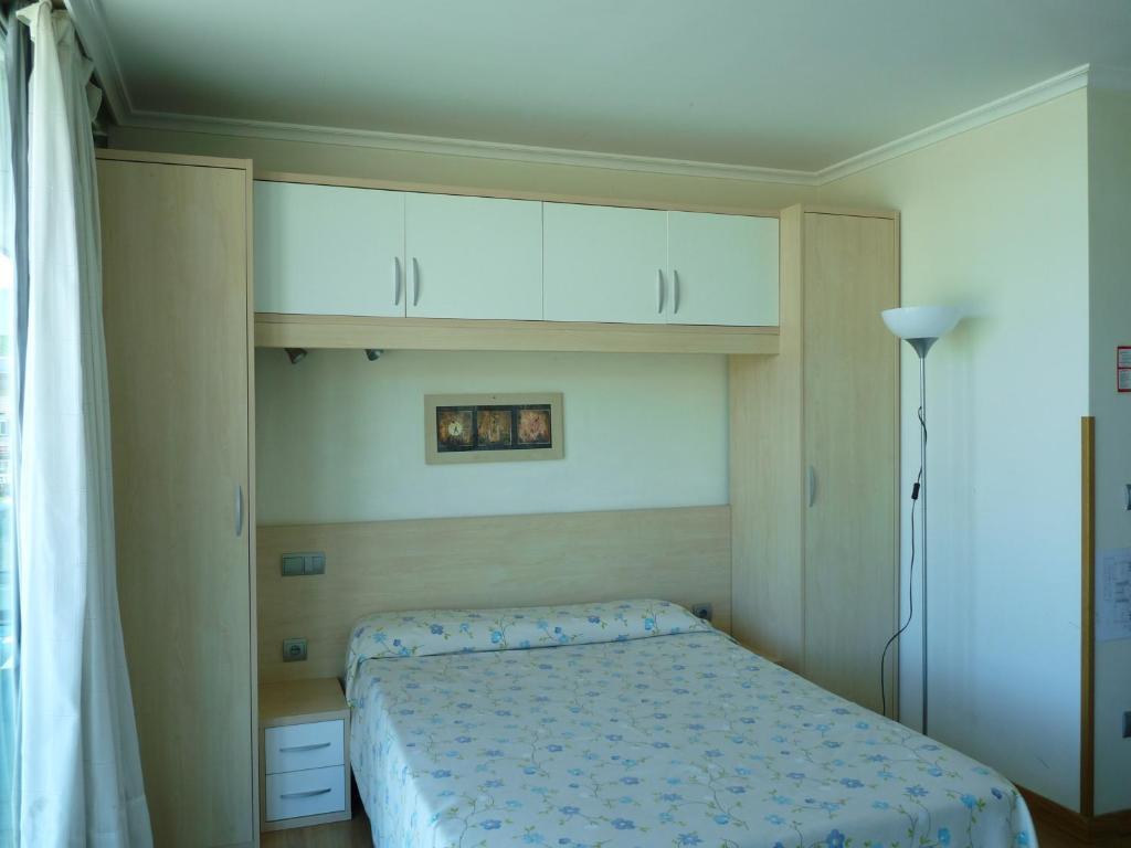 Apartamentos Maradentro Soto de la Marina Szoba fotó